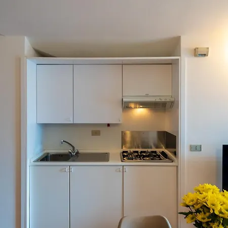 Stunning Apartment- Terrace And Swimming Pool Апартаменты Беллано